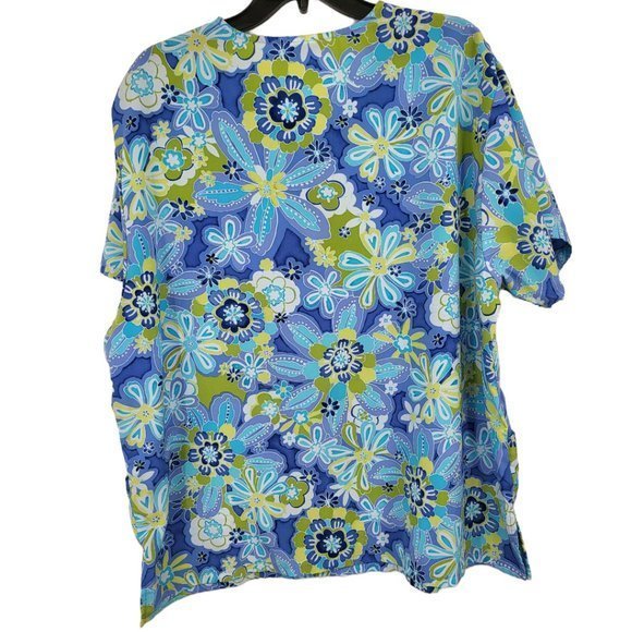 Vintage Scrub Top XL Bright Blue Floral Print Polyester‎ Pockets Silky V Neck - Picture 4 of 4